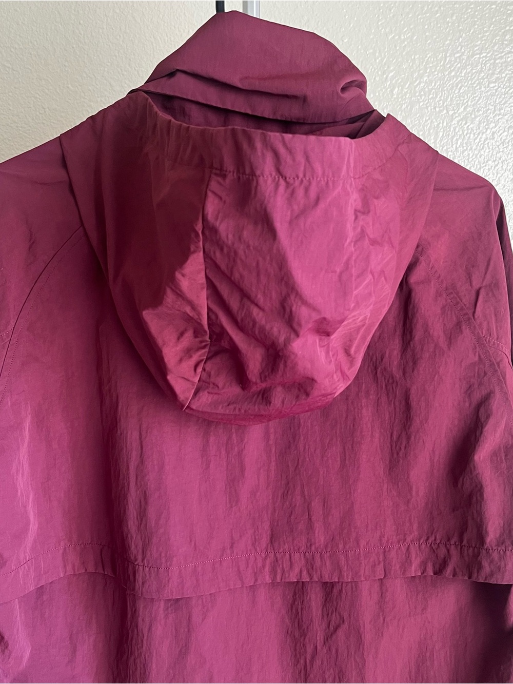 Lululemon Always Effortless Jacket Size 6 Wine Berry - Picture 7 of 14